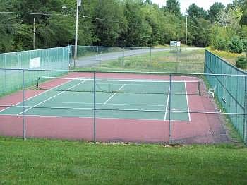 2nd image of 14 Scarlet Dr