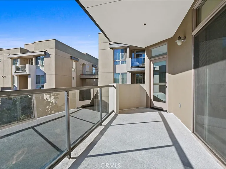 13044 Pacific Promenade — Photo 13