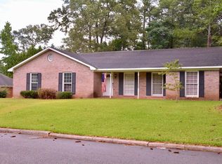 500 Camelot Dr, Lagrange, GA 30241