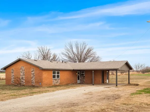 2522 W Oakland Ave, Ponca City, OK 74601