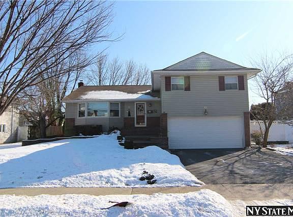 2nd image of 43 Beaumont Ave