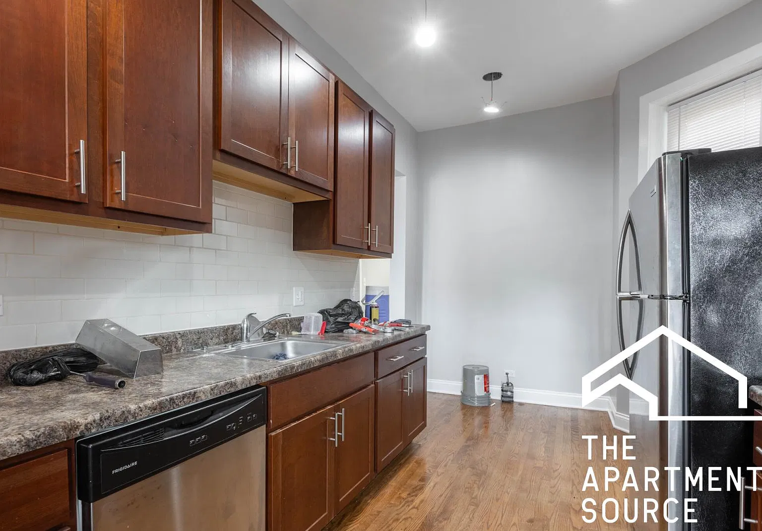 906 West Montrose Avenue #3 — Photo 4