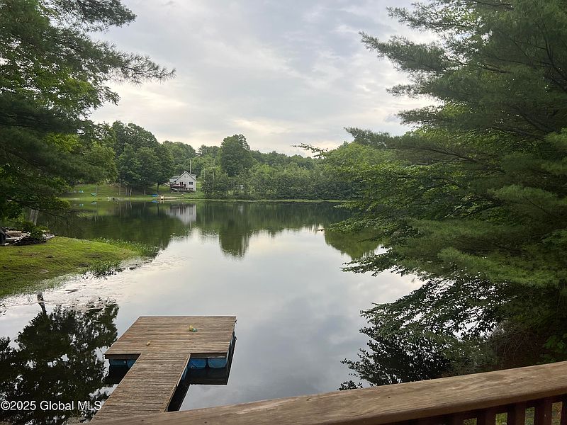 2nd image of 609 Baron Way Lane