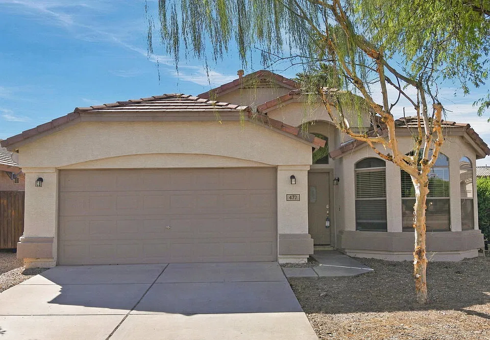 477 E Devon Dr