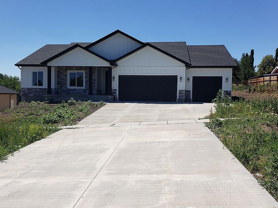 Brand new custom home