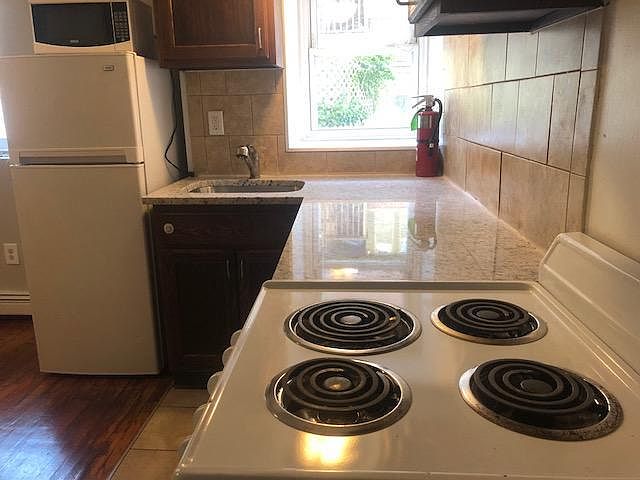 1st image of 4537 Osage Ave #36