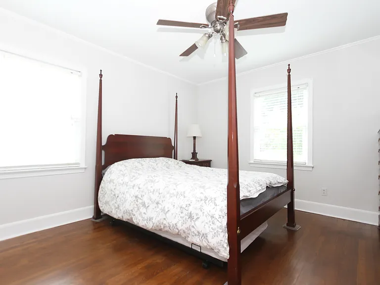 517 C Ave — Photo 12