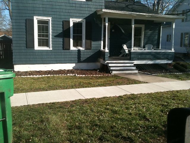 1st image of 86 Monroe Ave