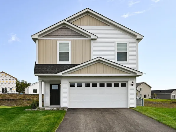 614 Redwood Loop N, Cambridge, MN 55008