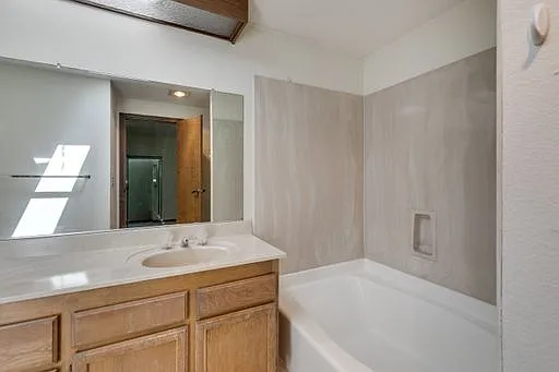 16008 Village Green Dr #A — Photo 22