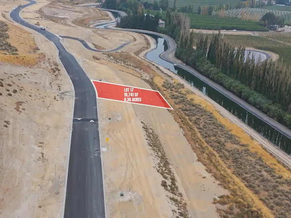 17 W 56th Ave, Kennewick, WA 99337