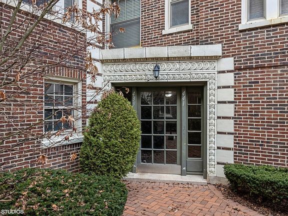 4th image of 439 N Lombard Ave APT 3
