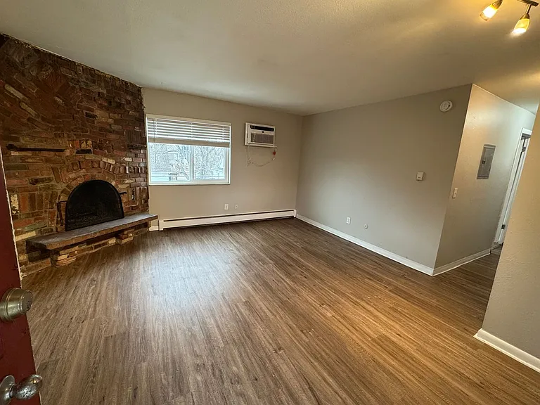 Sherman Commons — Photo 17