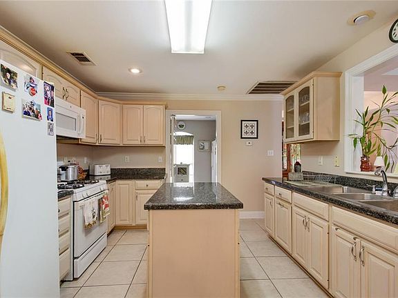 5th image of 235551 Tarpon Springs Dr