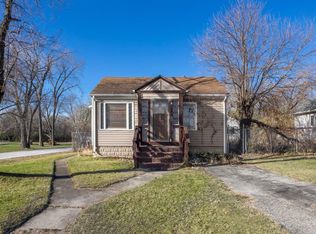 1176 Matthews St, Gary, IN 46406