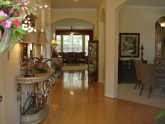 Crown molding in entry.