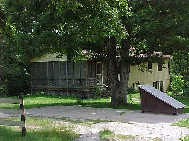 1st image of 103 10th Ave SE