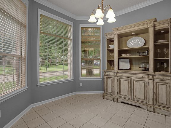 4th image of 9948 Woodland Fern Dr