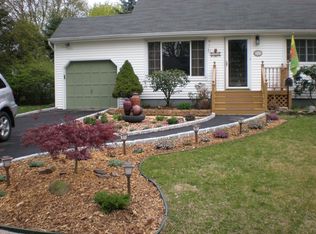 100 Wantagh Ave, East Islip, NY 11730