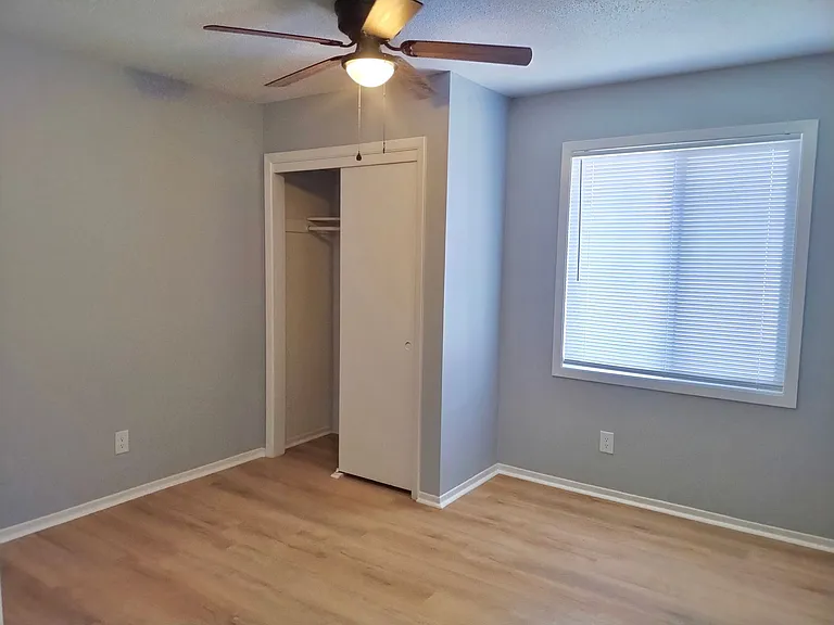 ONE & TWO BEDROOM APARTMENTS IN ANKENY! — Photo 4