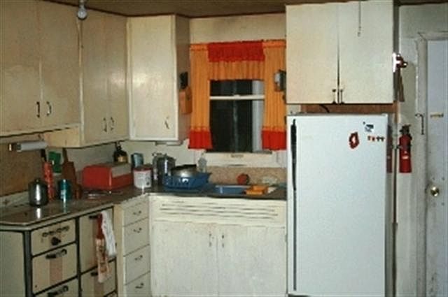 2nd image of 102 Skyline Dr