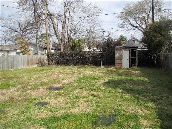 2nd image of 5515 Bonsrell St
