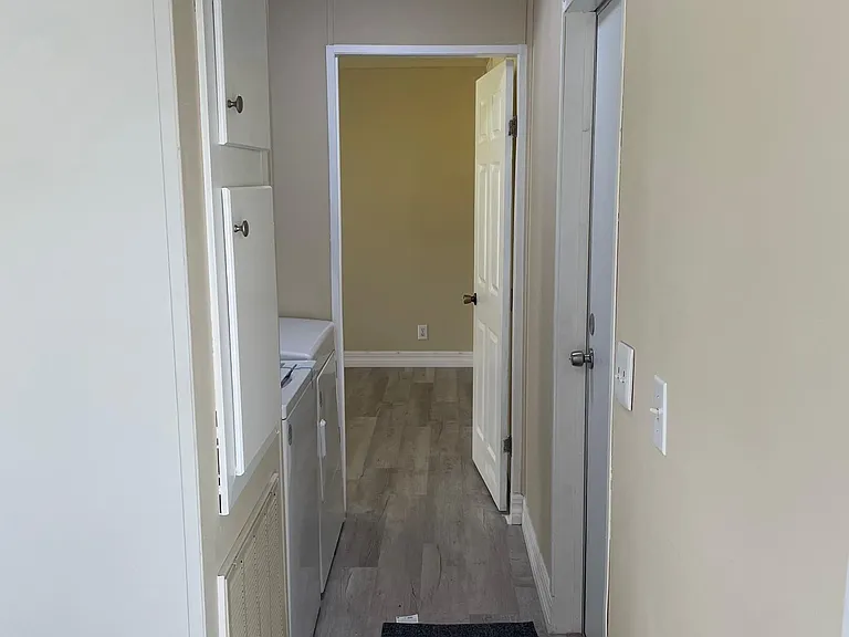 1714 Kenneth Ln — Photo 24