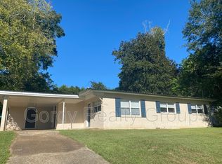3040 Noland St, Marianna, FL 32446