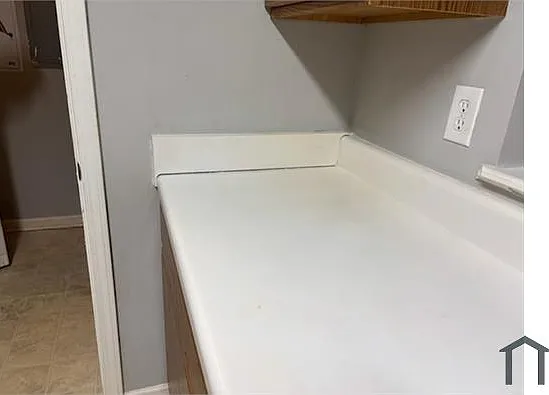 3 bed, 1200 sqft, $1,650 — Photo 3