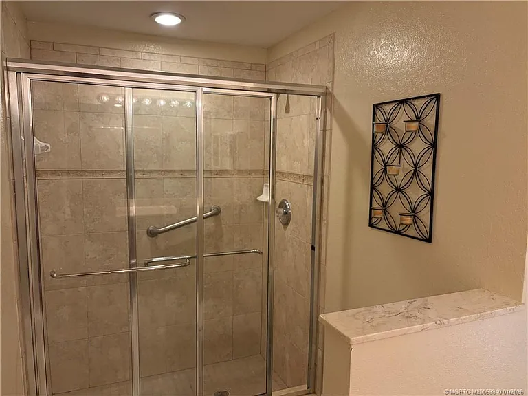 4210 Gator Trace Ave #B — Photo 12