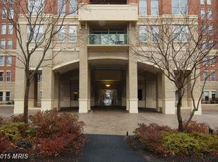 11776 Stratford House Pl APT 101, Reston, VA 20190