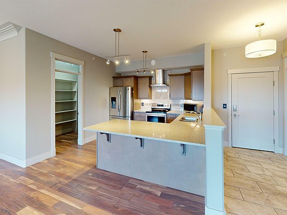 2nd image of 5201 Brougham Dr #406