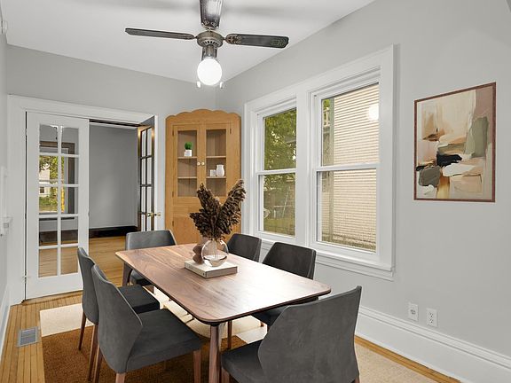 4th image of 3723 1st Ave S