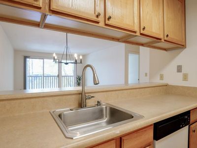 1540 Center Rd APT 275, Novato, CA, 94947