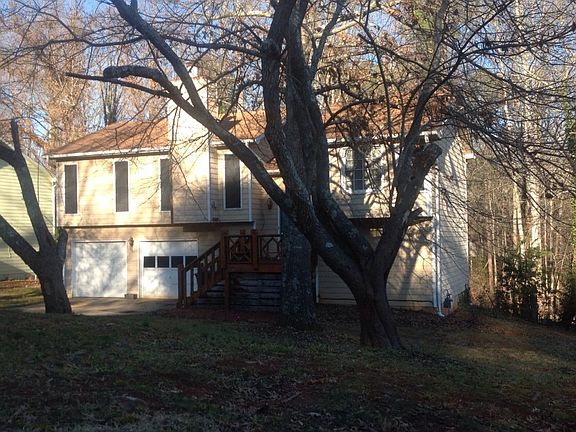 3rd image of 2734 Laurel View Dr