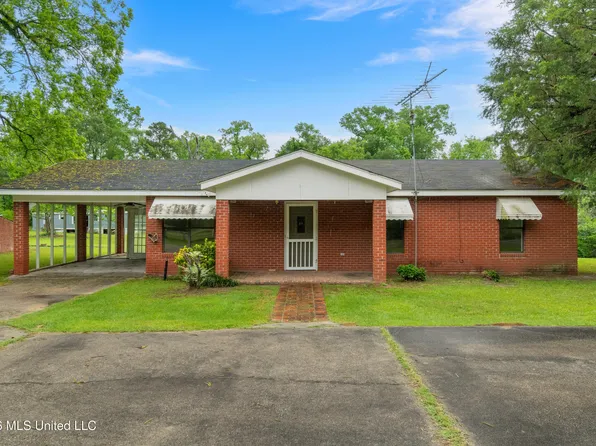 153 Memorial Church Rd, Richton, MS 39476