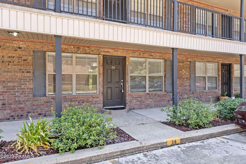 112 Hillside Dr APT 16, Lafayette, LA - More