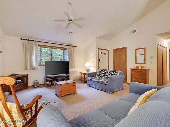 4th image of 279 Paxinos Dr