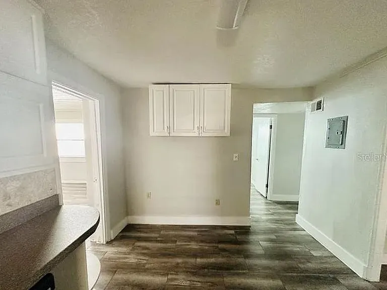 319 Golf Blvd — Photo 6