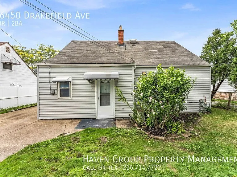 26450 Drakefield Ave — Photo 23