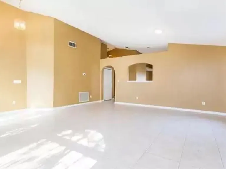 10828 Goldfish Cir — Photo 16
