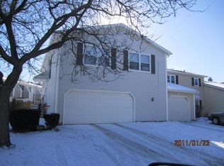 1920 Wildwood Cir, Glendale Heights, IL
