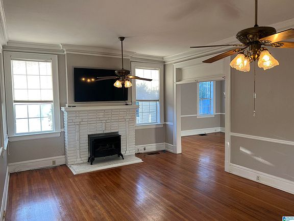 4th image of 704 South St E