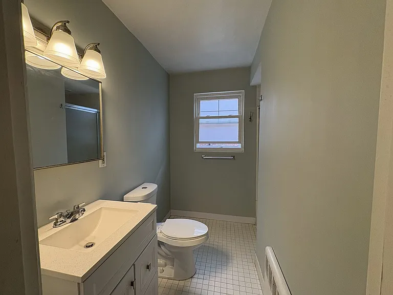 23 Heath St #1 — Photo 11
