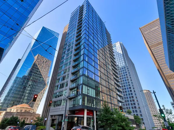 909 5th Ave #1105, Seattle, WA 98104