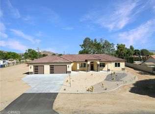 14785 Tiger Tail Rd, Apple Valley, CA 92307