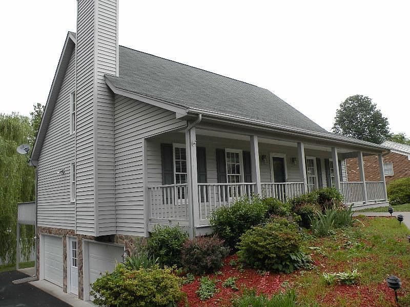 1st image of 228 Rachel Dr