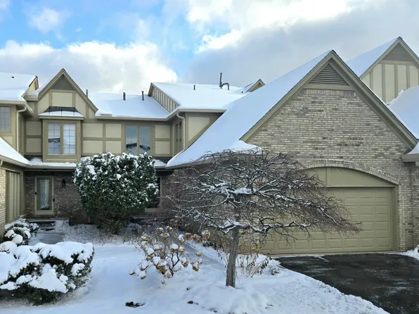 2782 Maitland Dr, Ann Arbor, MI 48105