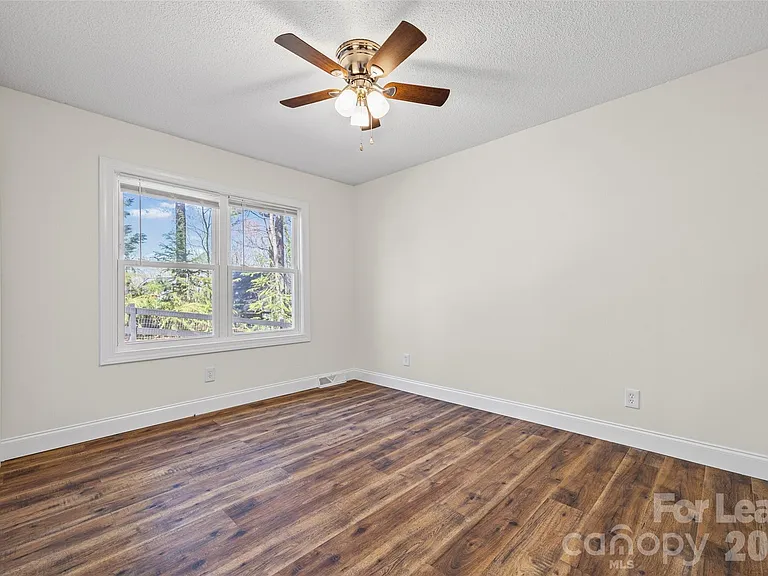 16149 Horoa Ct — Photo 13