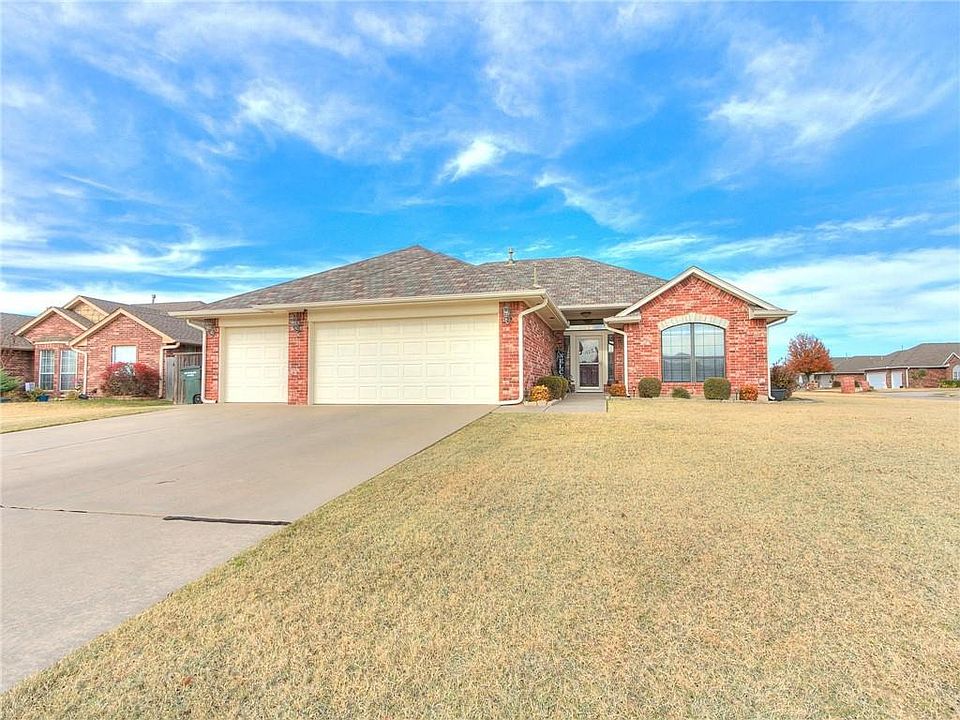 1st image of 4817 Montrose Dr